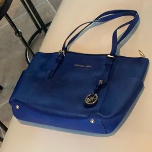 Michael Kors royal blue tote, zip top